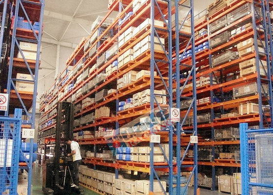 Q345 ράφι παλετών χάλυβα που τοποθετεί σε ράφι το βαρέων καθηκόντων βασανισμό αποθηκών εμπορευμάτων 2000kg